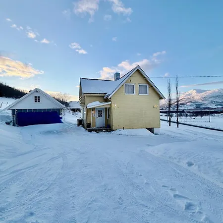 Fjelldalsveien 295 Fjelldal,9441 펜션